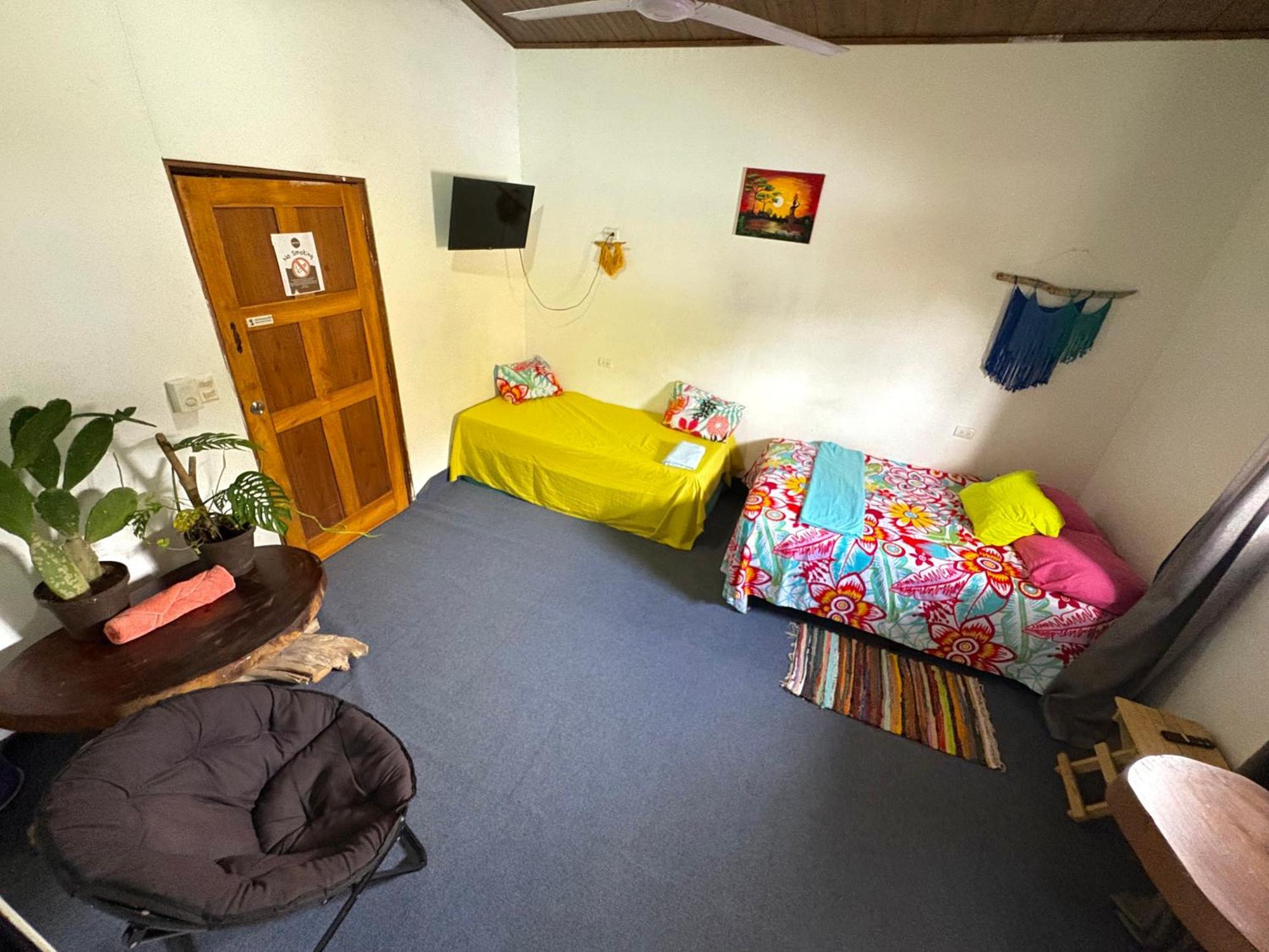 קפוס Passifloras Hostel מראה חיצוני תמונה