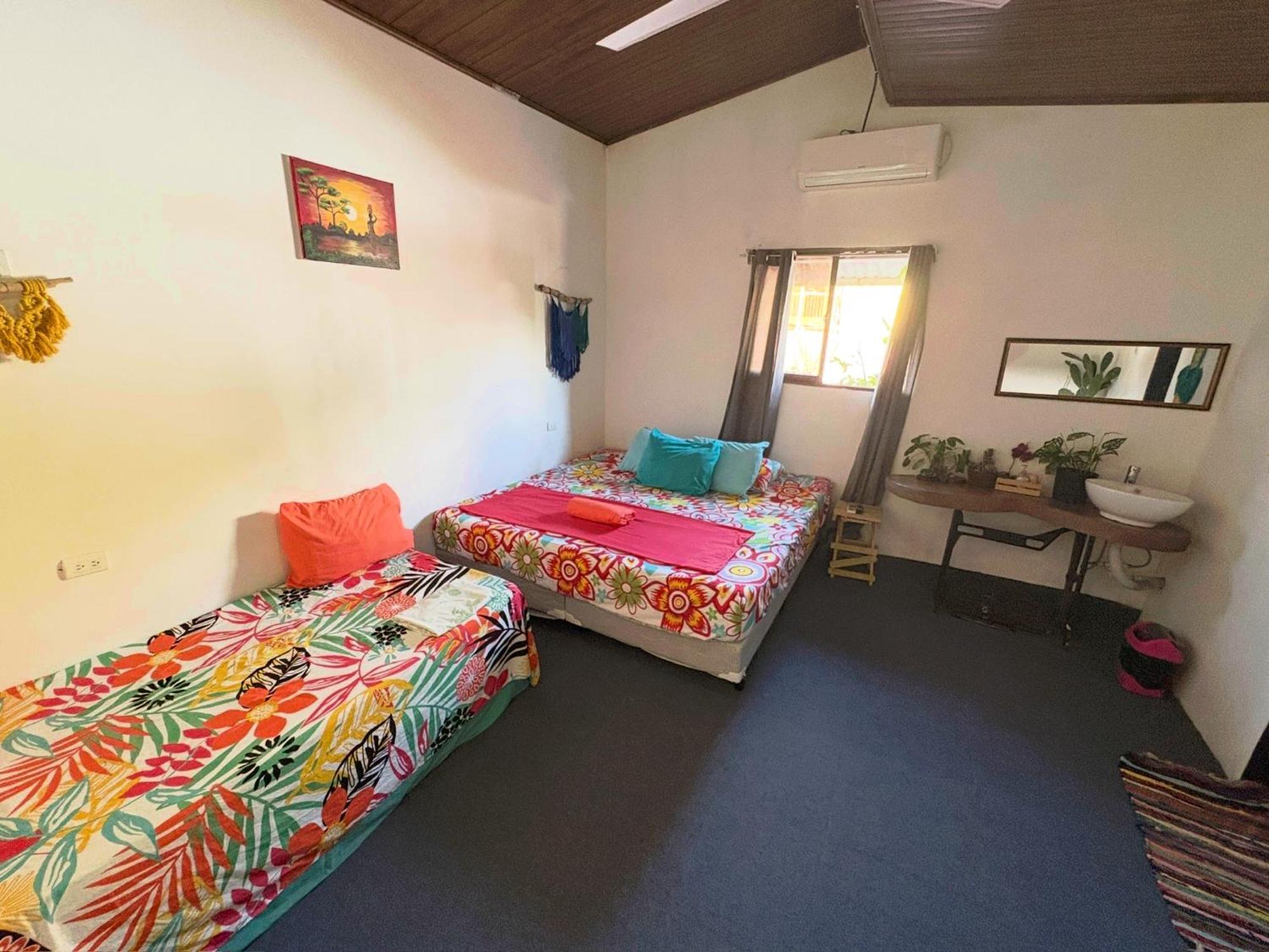קפוס Passifloras Hostel מראה חיצוני תמונה